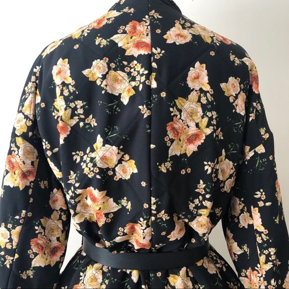 Zara Women’s Oversized Black Floral Kimono Jacket - Picture 7 of 16